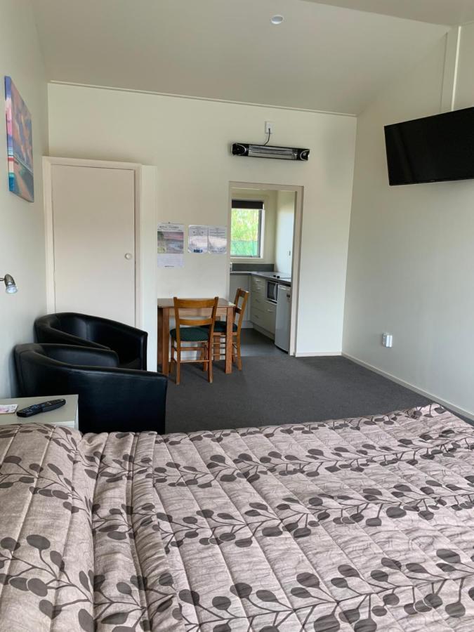 Kingswood Motel Waimate Exterior photo