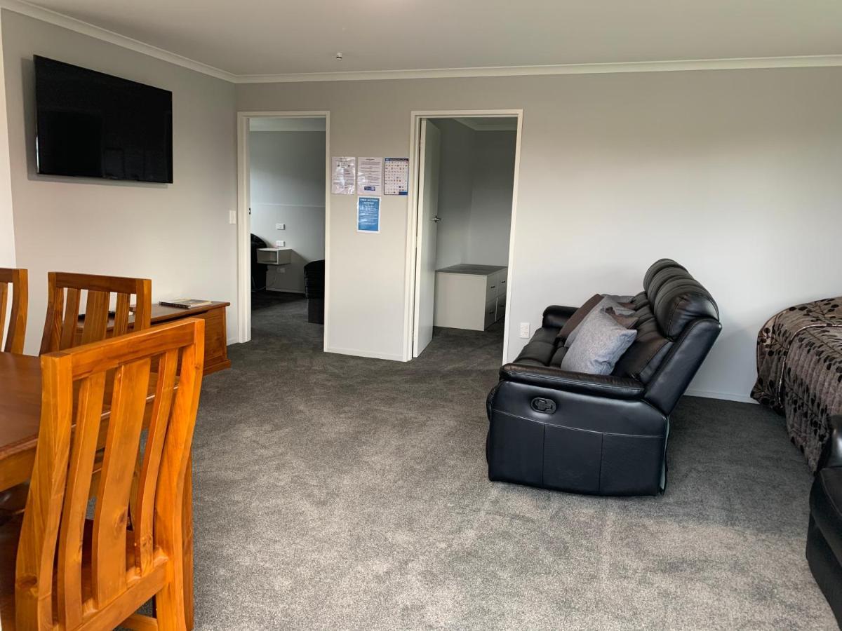 Kingswood Motel Waimate Exterior photo